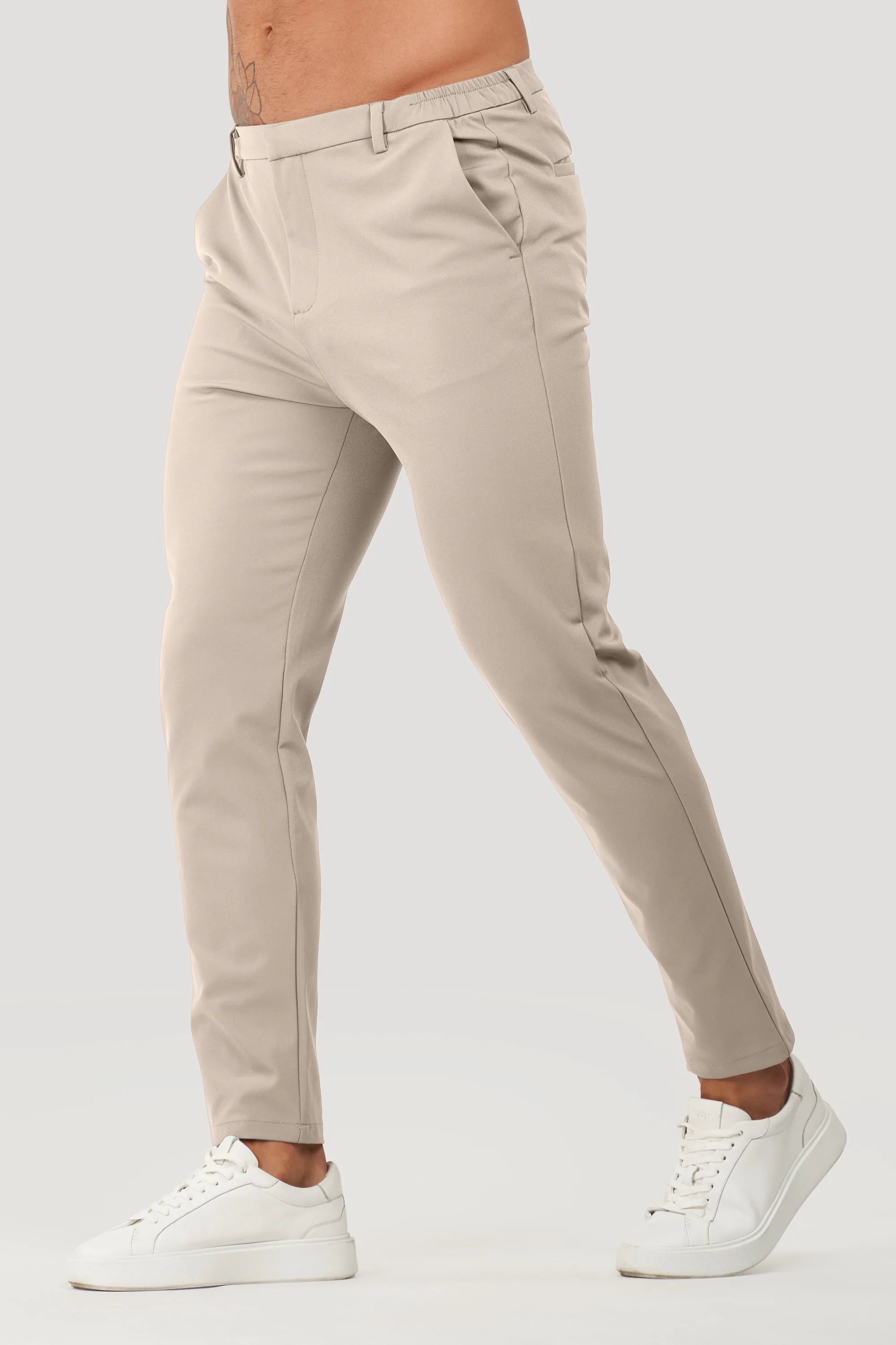 Pantalones de sastrería Tech Forth para hombre en beige