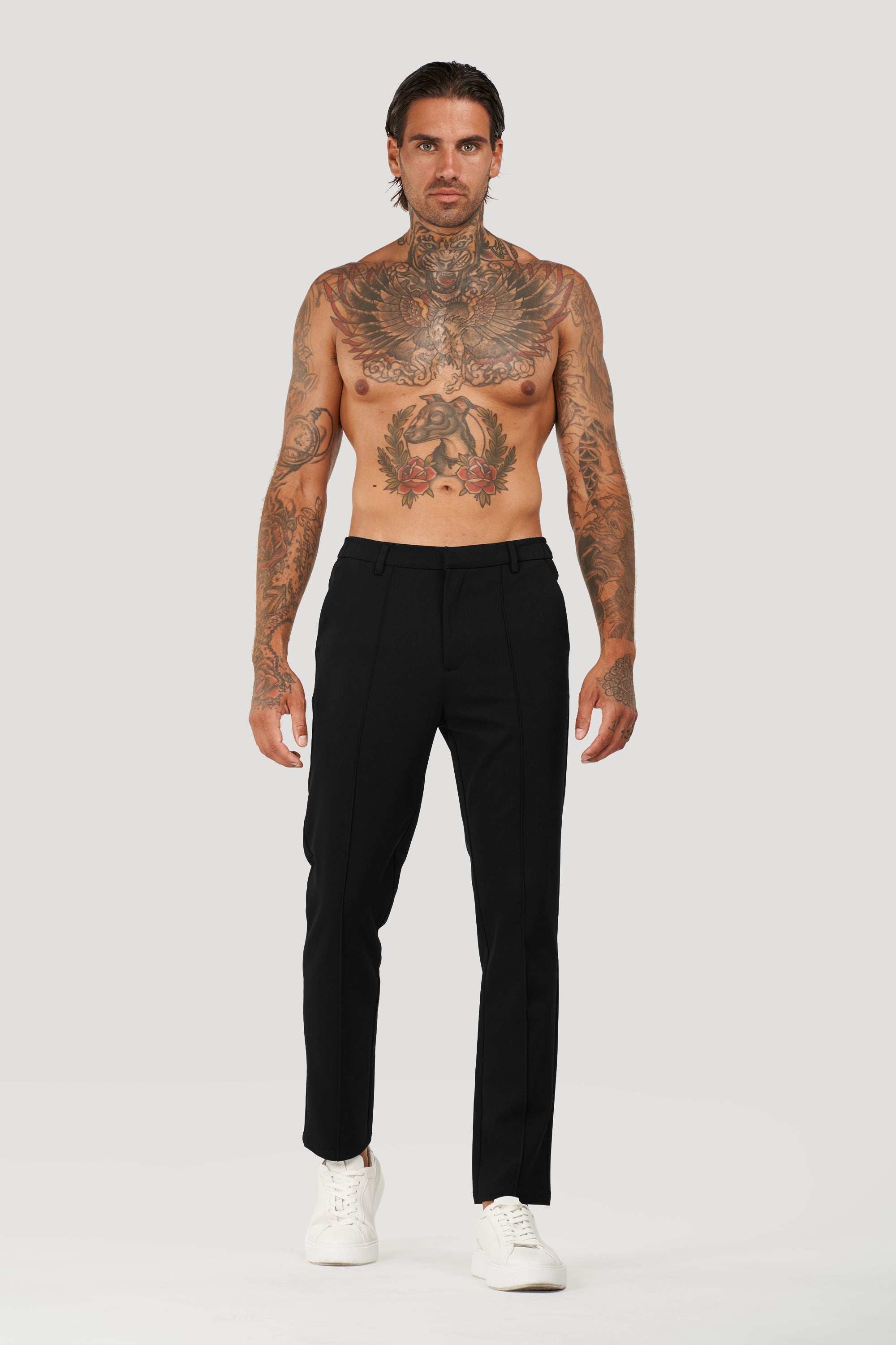 Pantalones capri negros a medida para hombre de Forth