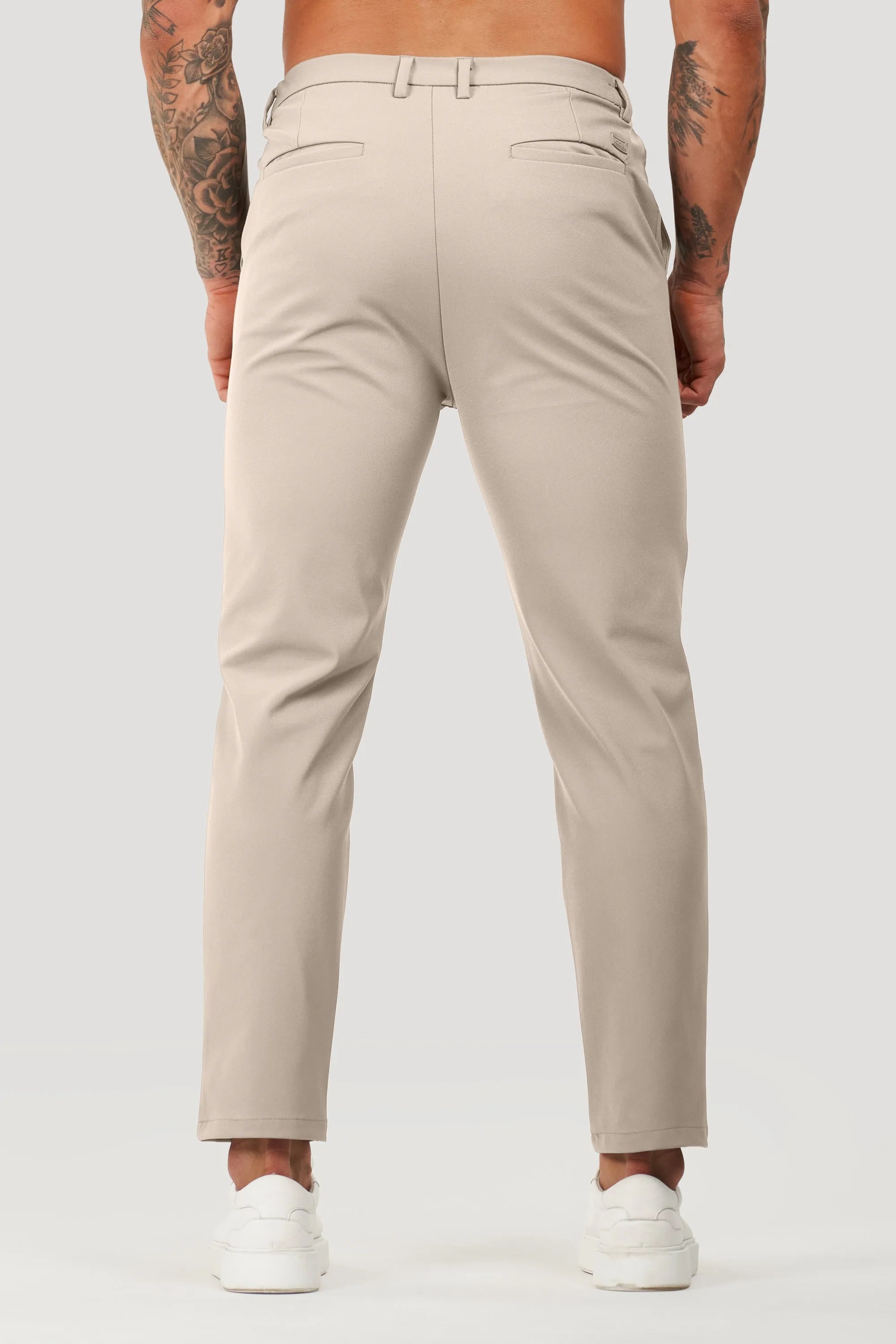 Pantalones de sastrería Tech Forth para hombre en beige