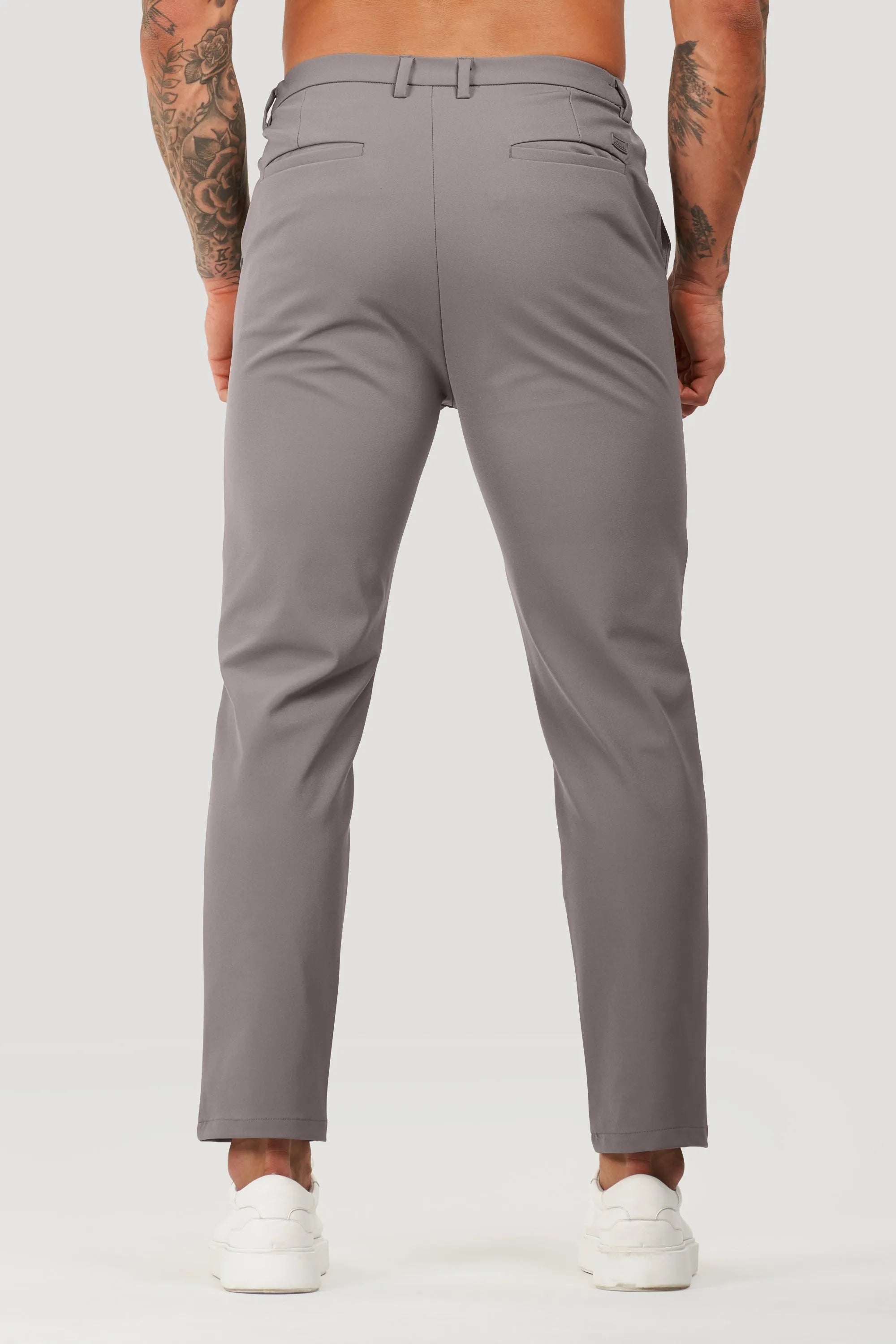 Pantalones de sastrería Tech Forth para hombre en gris